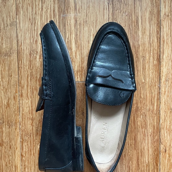 SOLD on another platform Ralph Lauren Classic Black Leather Loafers - Picture 6 of 7